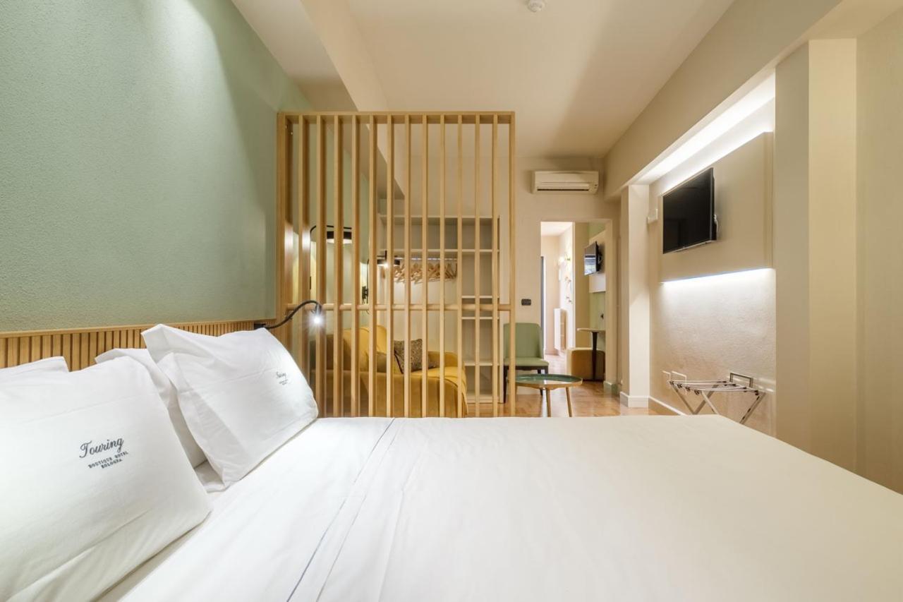 Hotel Touring โบโลญญา ภายนอก รูปภาพ