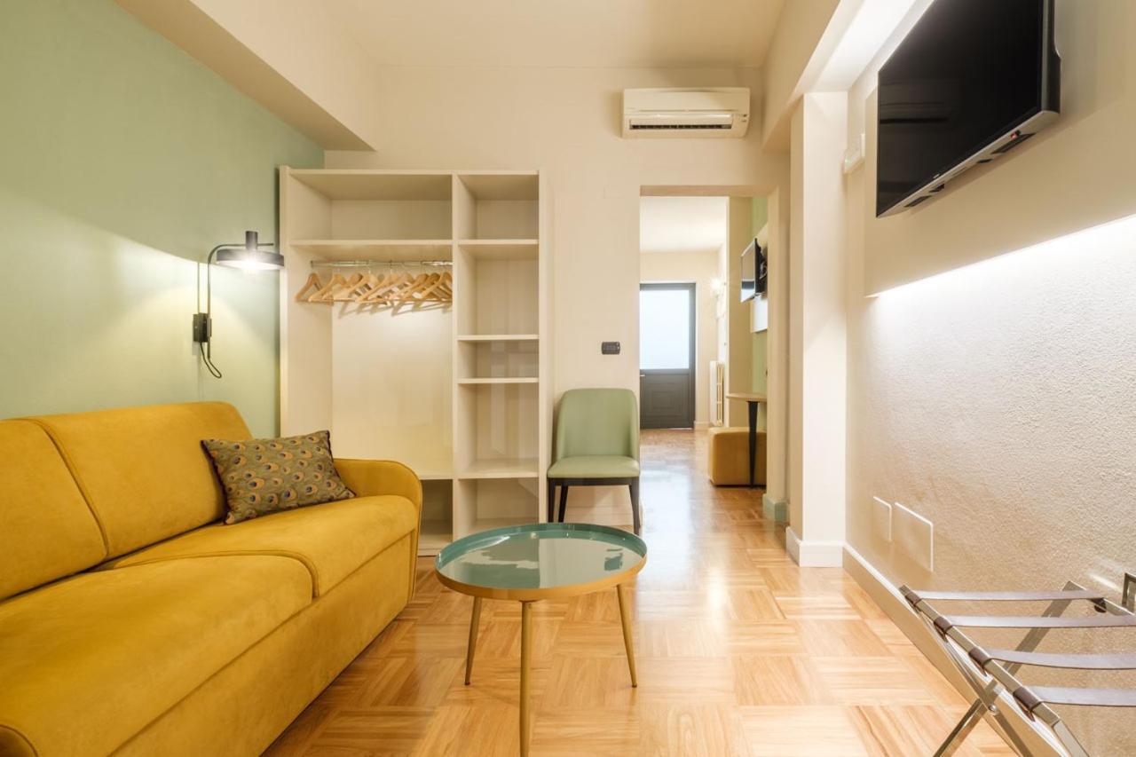 Hotel Touring โบโลญญา ภายนอก รูปภาพ